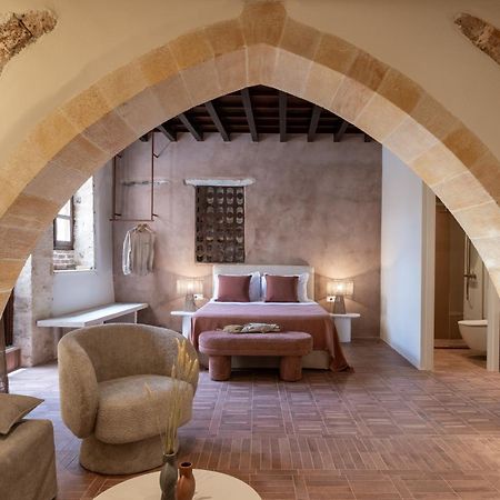 Qualia Slowlife Suites Hanya Dış mekan fotoğraf