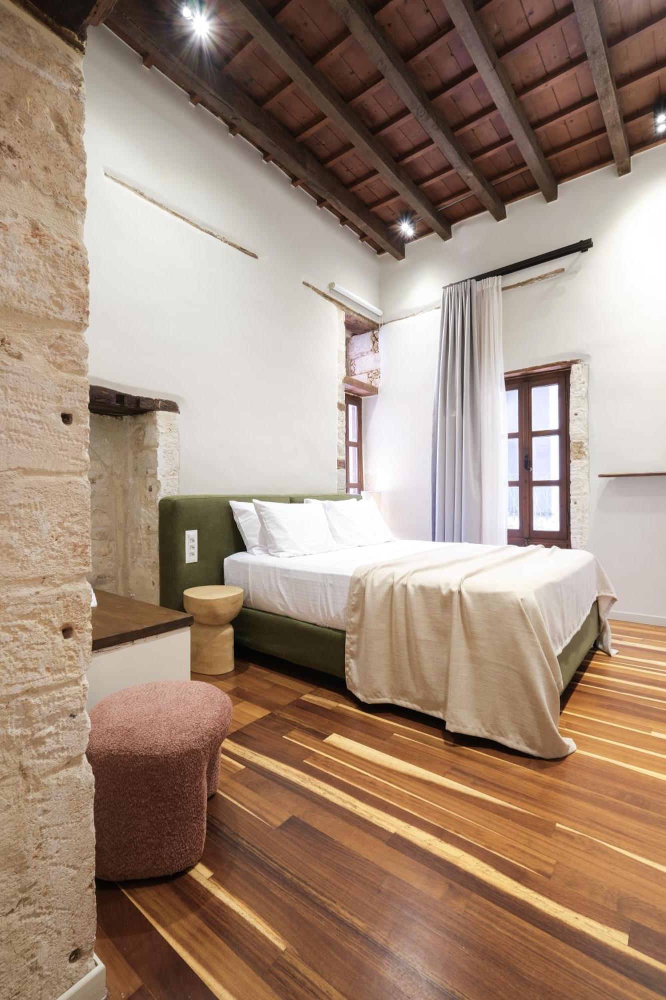 Qualia Slowlife Suites Hanya Dış mekan fotoğraf