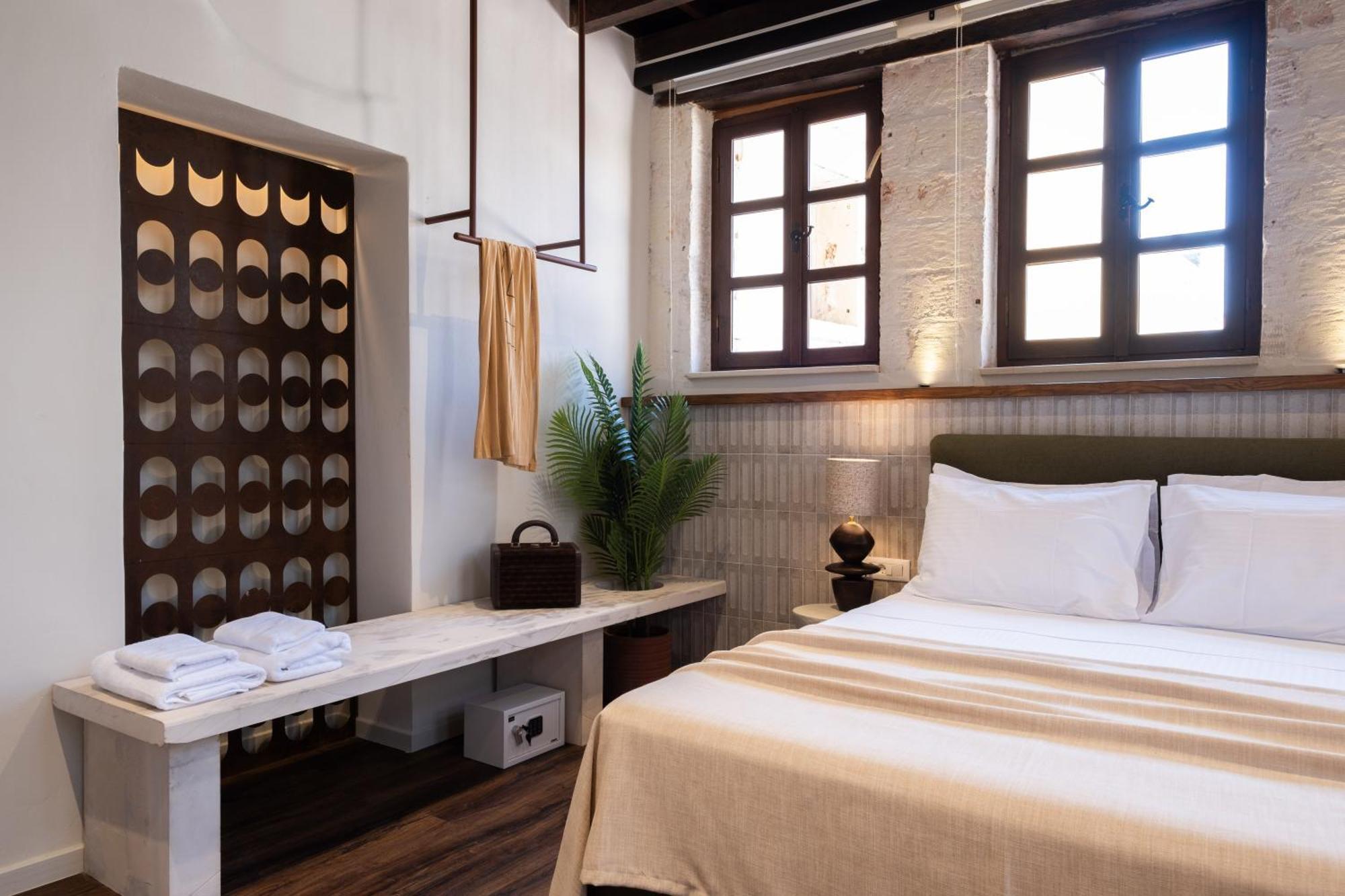 Qualia Slowlife Suites Hanya Dış mekan fotoğraf