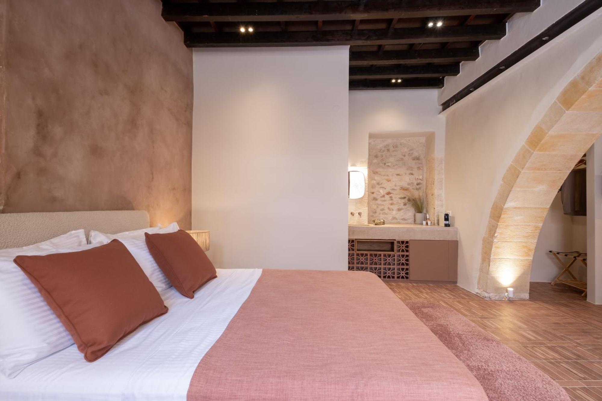 Qualia Slowlife Suites Hanya Dış mekan fotoğraf
