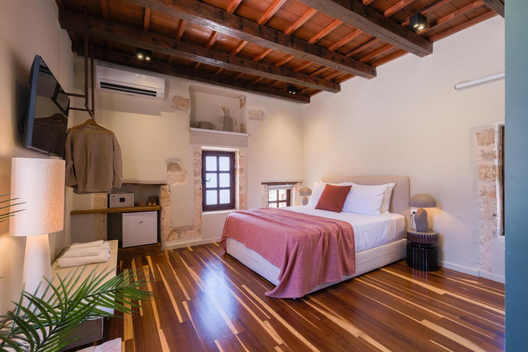 Qualia Slowlife Suites Hanya Dış mekan fotoğraf