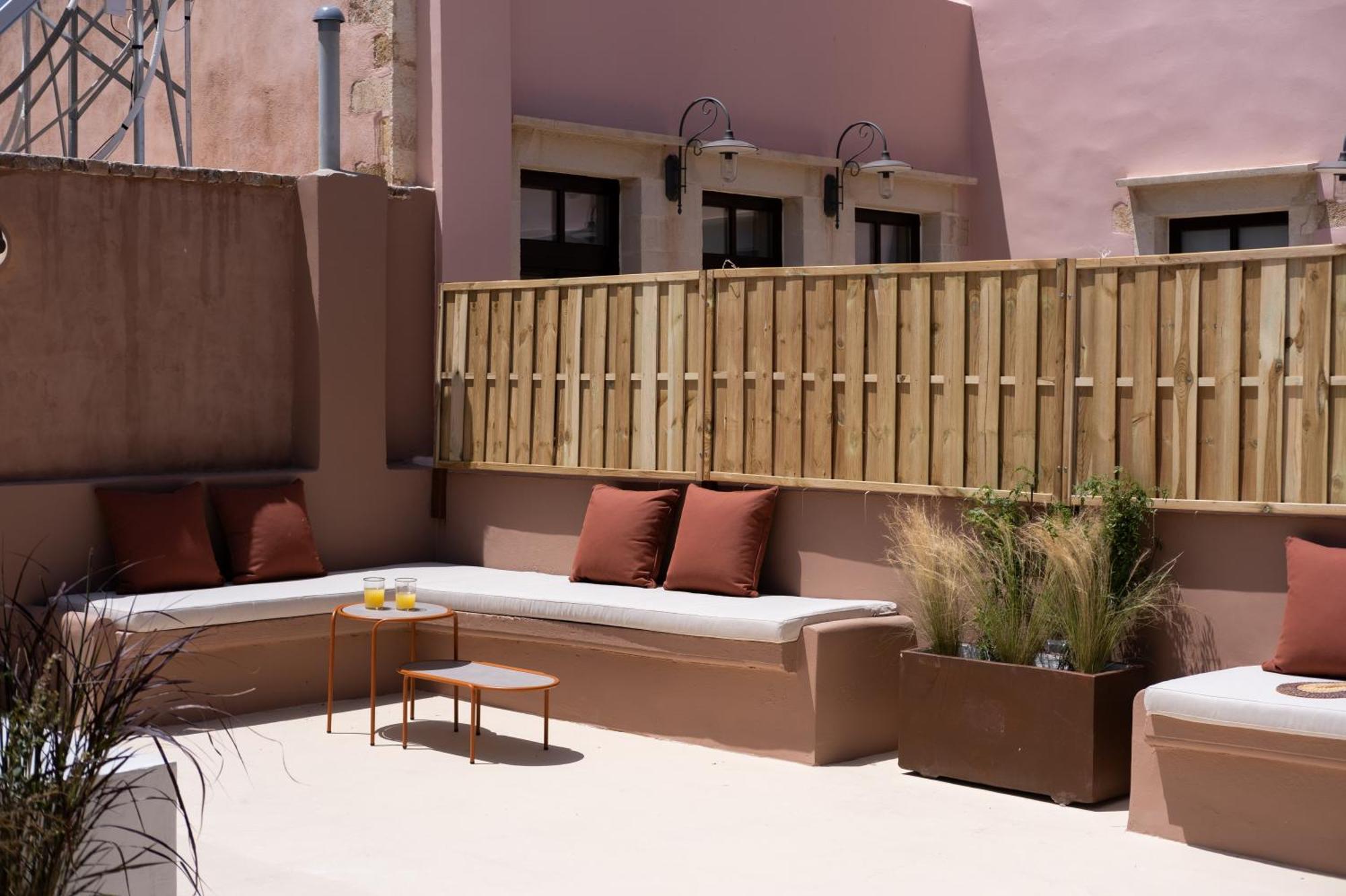 Qualia Slowlife Suites Hanya Dış mekan fotoğraf