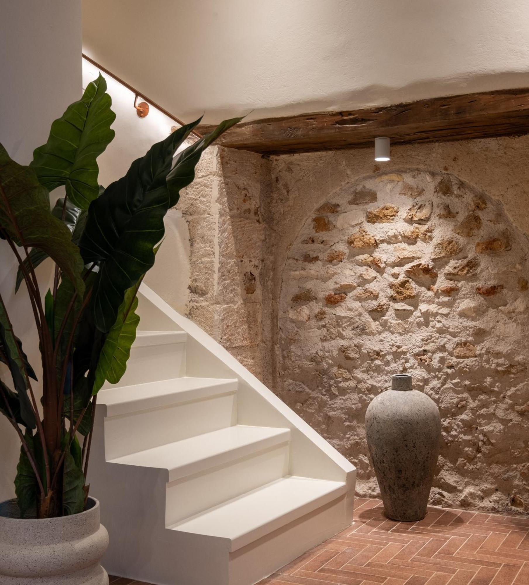 Qualia Slowlife Suites Hanya Dış mekan fotoğraf